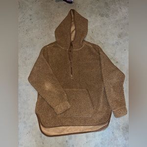 Women’s pull over Sherpa from old navy size small